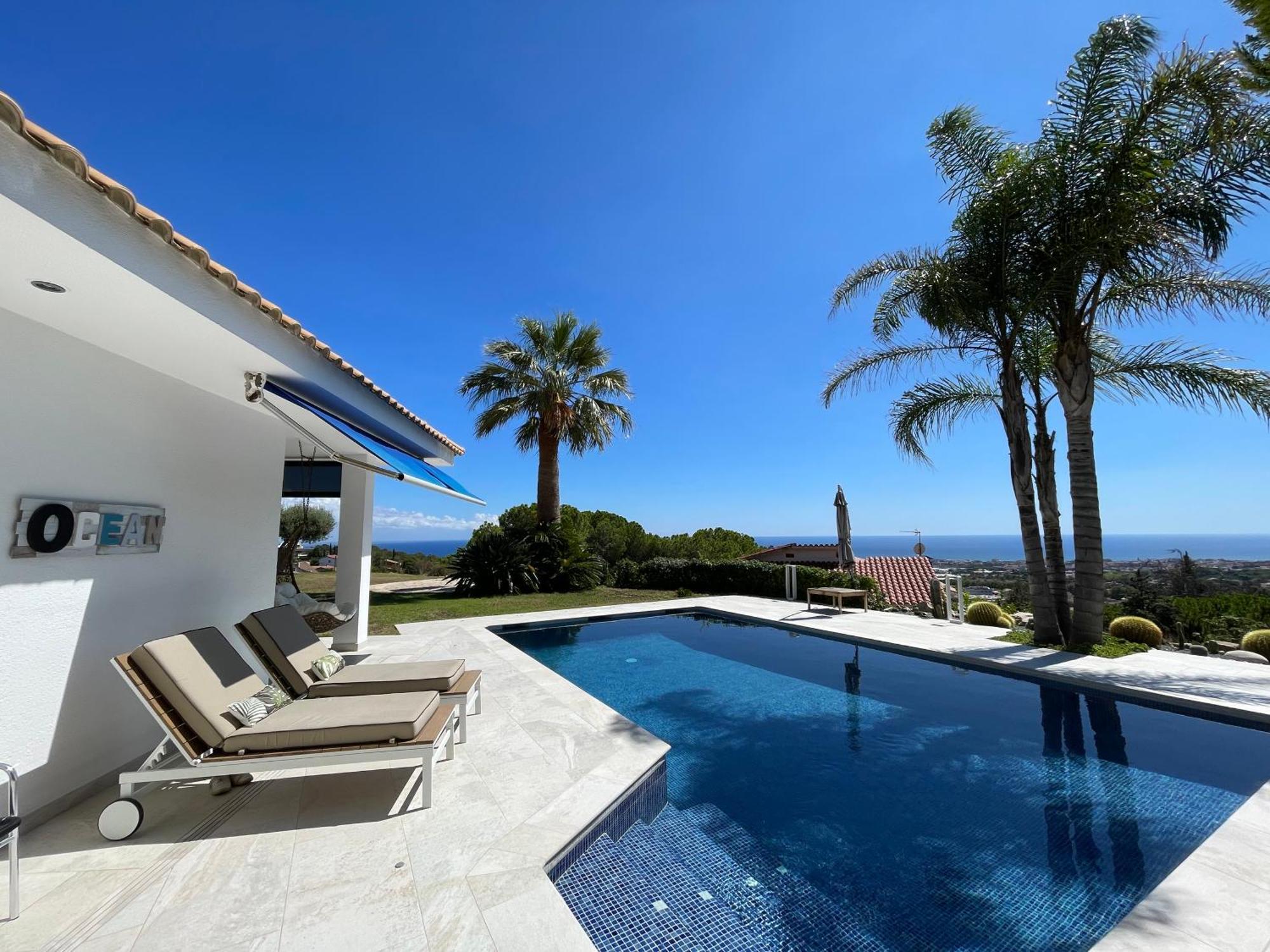 Palm Maresme - Suite With Bathroom And Terrasse With Ocean Views In A Private Villa Vilassar De Dalt Exterior photo